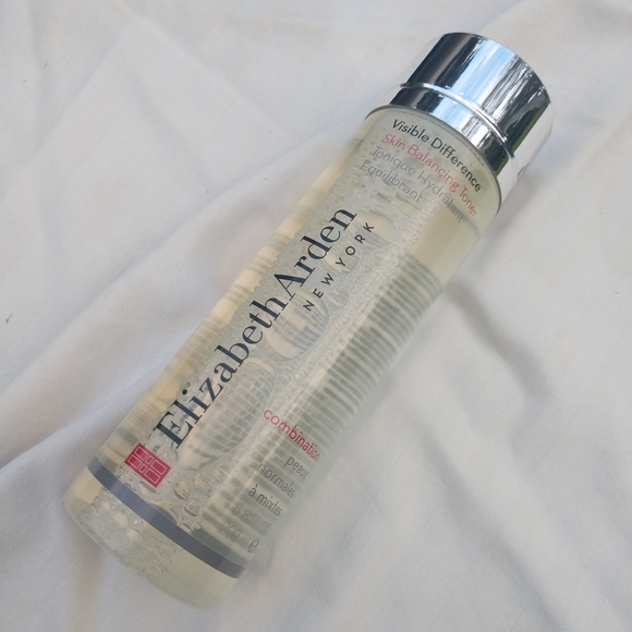 Elizabeth Arden Other - 🍍Elizabeth Arden toner🍍